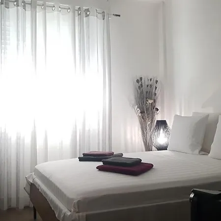 לינה וארוחת בוקר Les Pieds Dans L'eau *