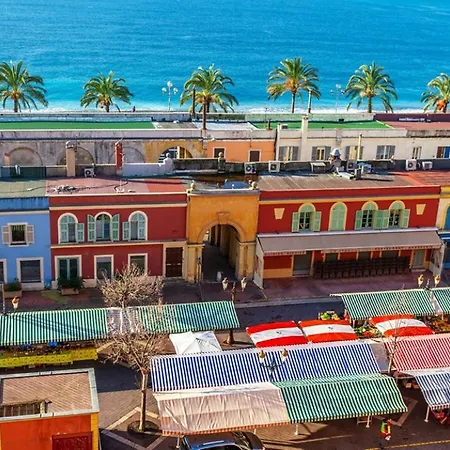 Les Pieds Dans L'eau *