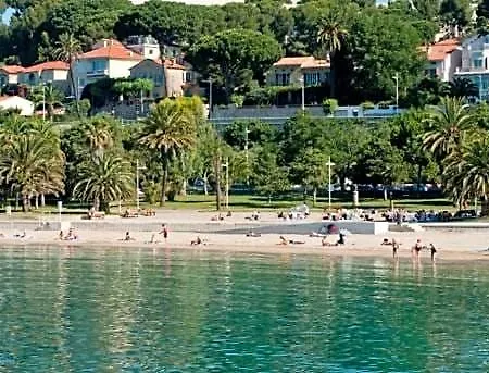 Séjour chez l'habitant Les Pieds Dans L'eau *