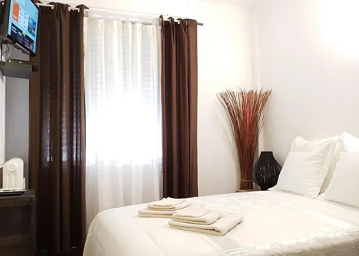 Les Pieds Dans L'eau *